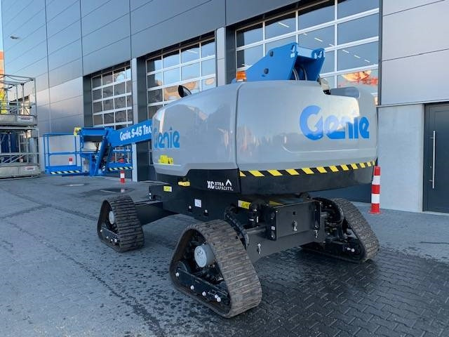 Genie S 45 XC Trax - Teleskopinis keltuvas: foto 2 Genie S 45 XC Trax - Teleskopinis keltuvas: foto 2