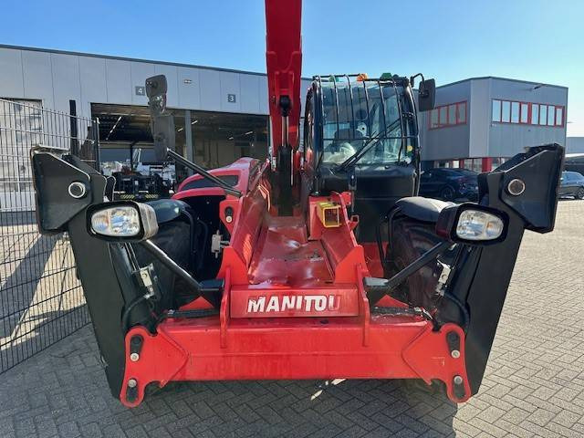 Manitou MT 1440 - Teleskopinis krautuvas: foto 3 Manitou MT 1440 - Teleskopinis krautuvas: foto 3