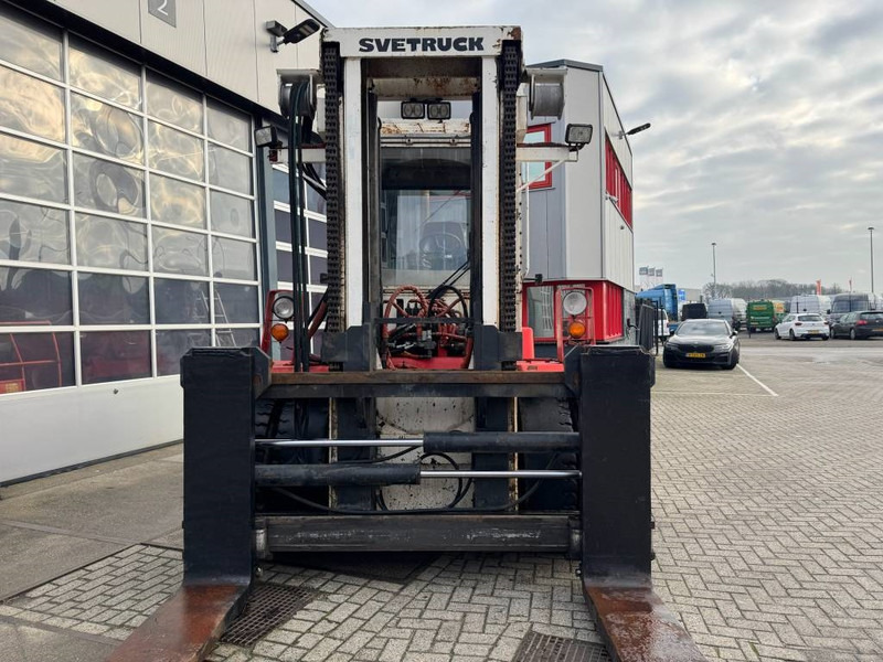 Svetruck 13,6- 1200 - Dyzelinis krautuvas: foto 5 Svetruck 13,6- 1200 - Dyzelinis krautuvas: foto 5