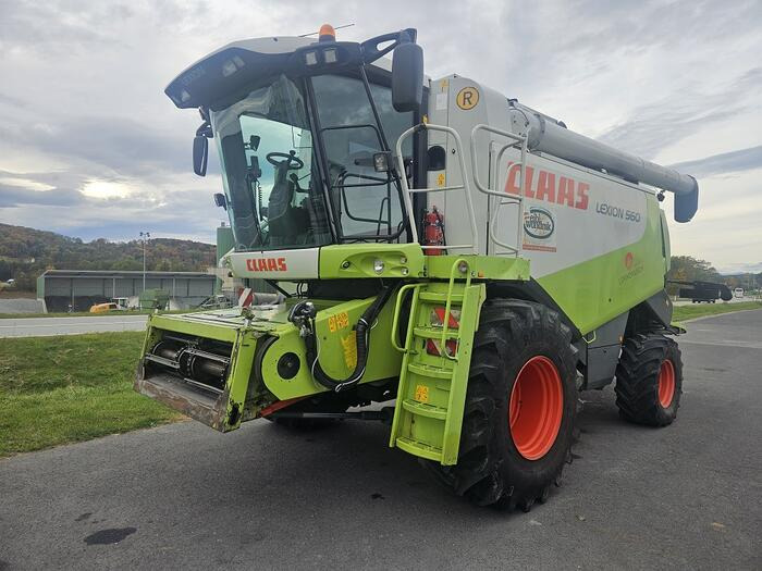 Claas Lexion 560 - Derliaus nuėmimo kombainas: foto 1 Claas Lexion 560 - Derliaus nuėmimo kombainas: foto 1
