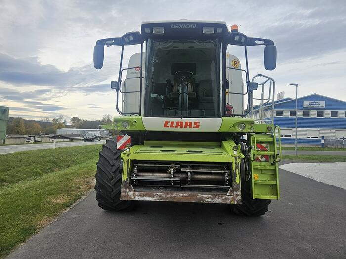 Claas Lexion 560 - Derliaus nuėmimo kombainas: foto 2 Claas Lexion 560 - Derliaus nuėmimo kombainas: foto 2
