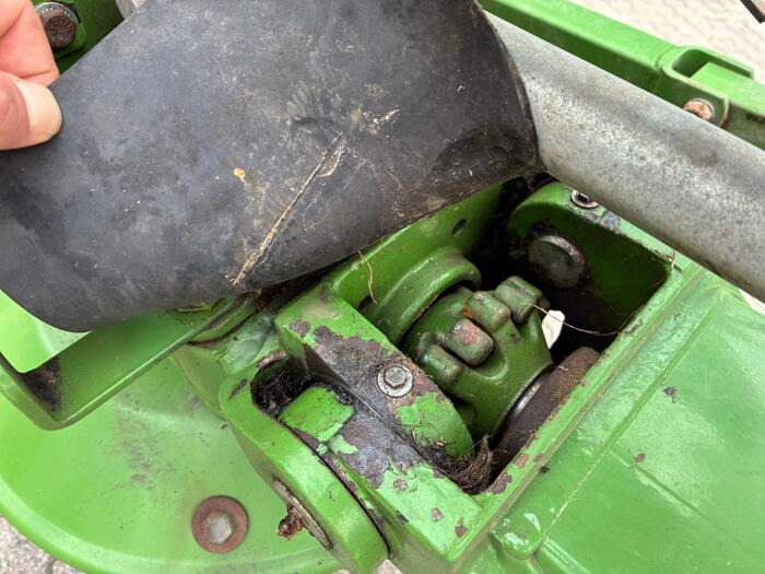 Krone KWT 11.22 - Šieno grėblys/ Vartytuvas: foto 5 Krone KWT 11.22 - Šieno grėblys/ Vartytuvas: foto 5