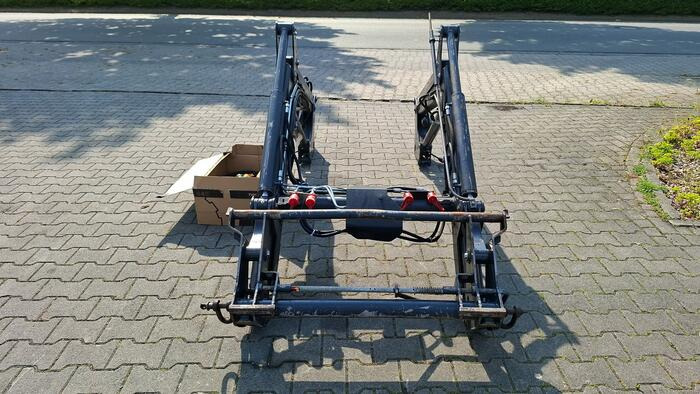 Stoll ClassicLine CL755 + Solid 35-18 P "2 Lader / 2 Loader" - Traktorius - frontalinis krautuvas: foto 1 Stoll ClassicLine CL755 + Solid 35-18 P "2 Lader / 2 Loader" - Traktorius - frontalinis krautuvas: foto 1