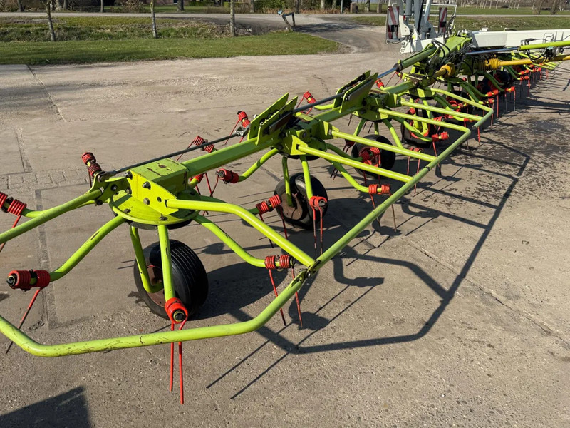 Claas Volto 1320 T Gedragen 13 meter - Šieno grėblys/ Vartytuvas: foto 4 Claas Volto 1320 T Gedragen 13 meter - Šieno grėblys/ Vartytuvas: foto 4