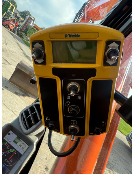 Hitachi Zaxis ZX 210- LC 5B Rupskraan - Vikšrinis ekskavatorius: foto 5 Hitachi Zaxis ZX 210- LC 5B Rupskraan - Vikšrinis ekskavatorius: foto 5