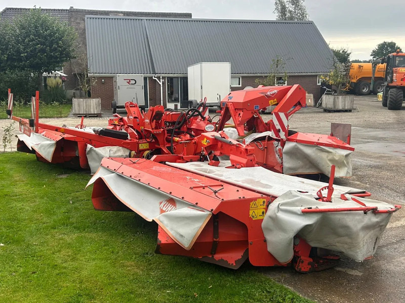 Kuhn FC 883 FF& Fc 313 F-FF Triple maaier - Šienapjovė: foto 2 Kuhn FC 883 FF& Fc 313 F-FF Triple maaier - Šienapjovė: foto 2