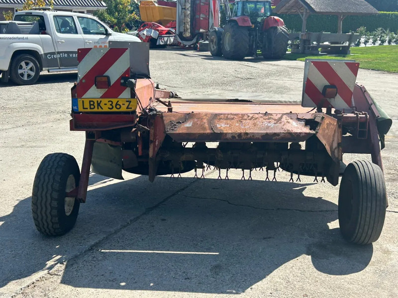 Kuhn JF Stoll 243 getrokken maaier - Šienapjovė: foto 4 Kuhn JF Stoll 243 getrokken maaier - Šienapjovė: foto 4
