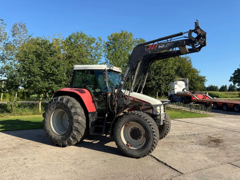 Steyr 9105 A 9105 A Voorlader Steyr Case - Traktorius: foto 2 Steyr 9105 A 9105 A Voorlader Steyr Case - Traktorius: foto 2