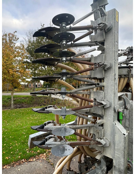 Joskin Modulo II GIERTANK bemester tank - Žemės ūkio technika: foto 4 Joskin Modulo II GIERTANK bemester tank - Žemės ūkio technika: foto 4