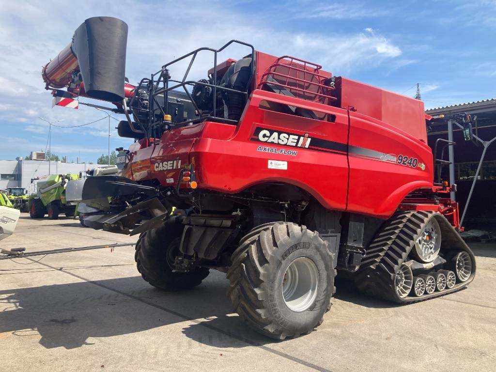 Case IH 9240 - Derliaus nuėmimo kombainas: foto 5 Case IH 9240 - Derliaus nuėmimo kombainas: foto 5