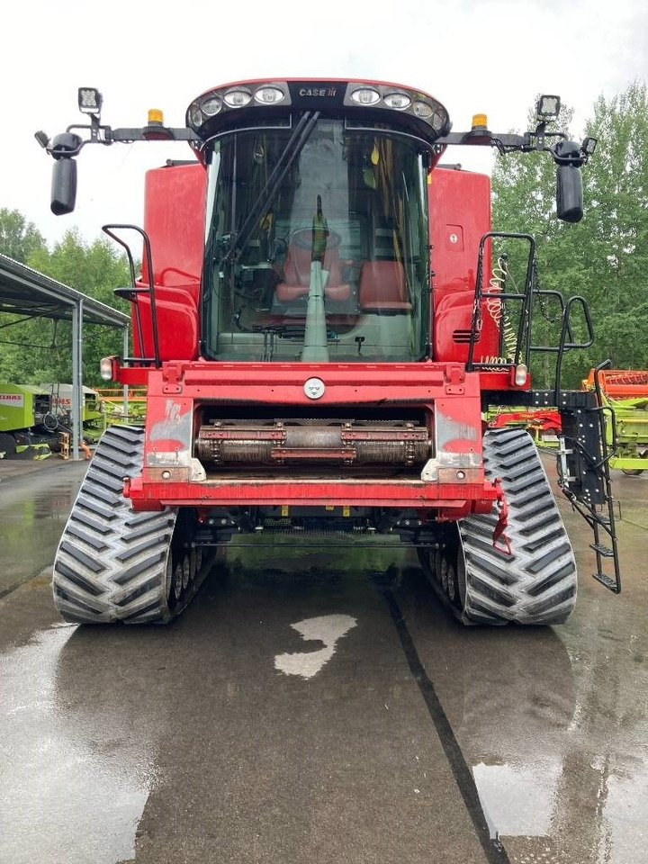 Case IH 9240 - Derliaus nuėmimo kombainas: foto 2 Case IH 9240 - Derliaus nuėmimo kombainas: foto 2