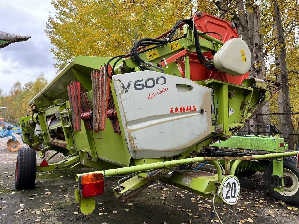 Derliaus nuėmimo kombainas Claas Lexion 540 C: foto 14