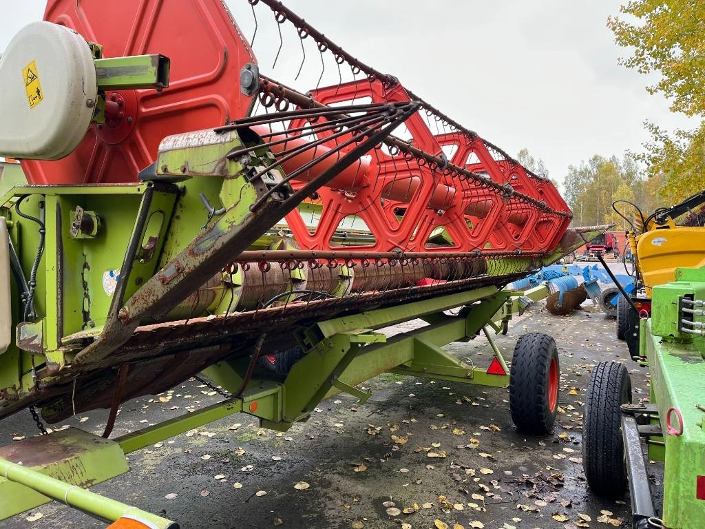 Derliaus nuėmimo kombainas Claas Lexion 540 C: foto 15