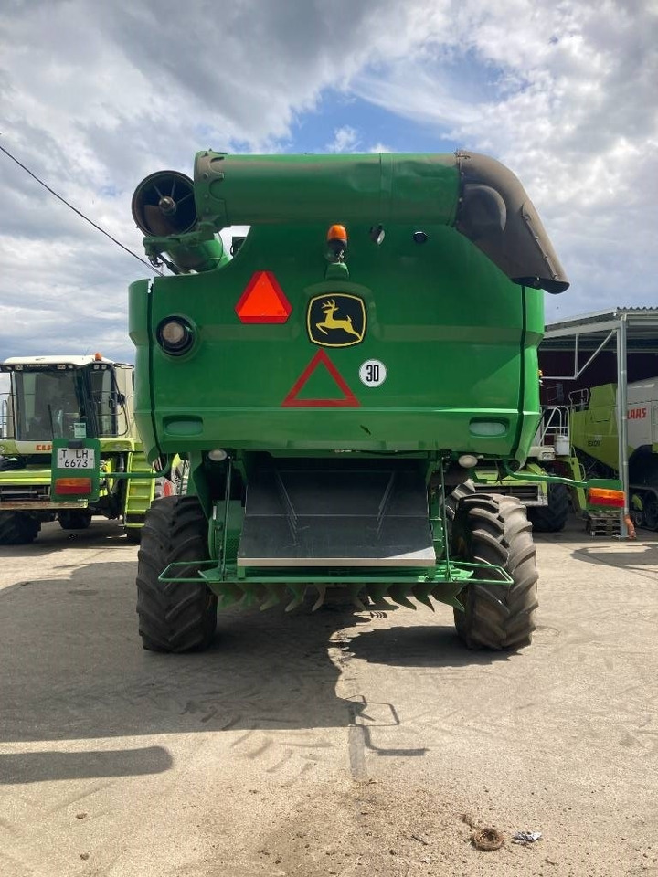 Derliaus nuėmimo kombainas John Deere S 670 i: foto 6