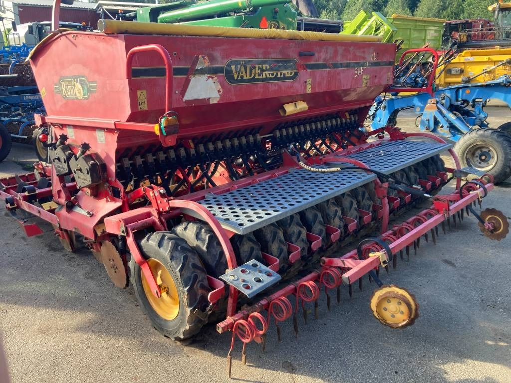 Vaderstad Rapid 400C - Kombinuota sėjamoji: foto 3 Vaderstad Rapid 400C - Kombinuota sėjamoji: foto 3