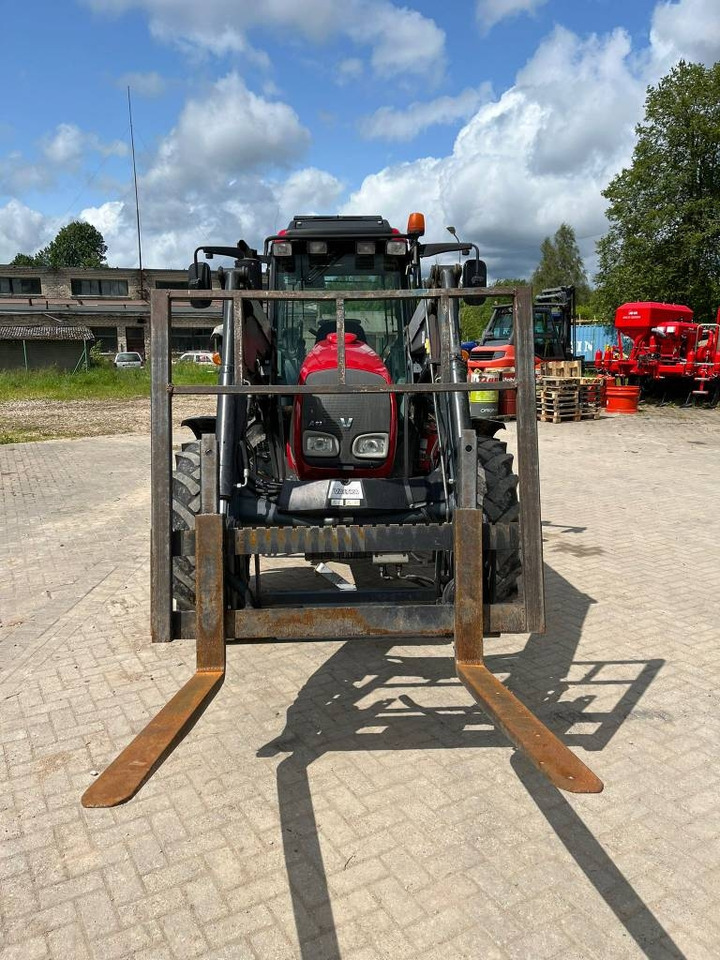 Valtra A 93 - Traktorius: foto 3 Valtra A 93 - Traktorius: foto 3