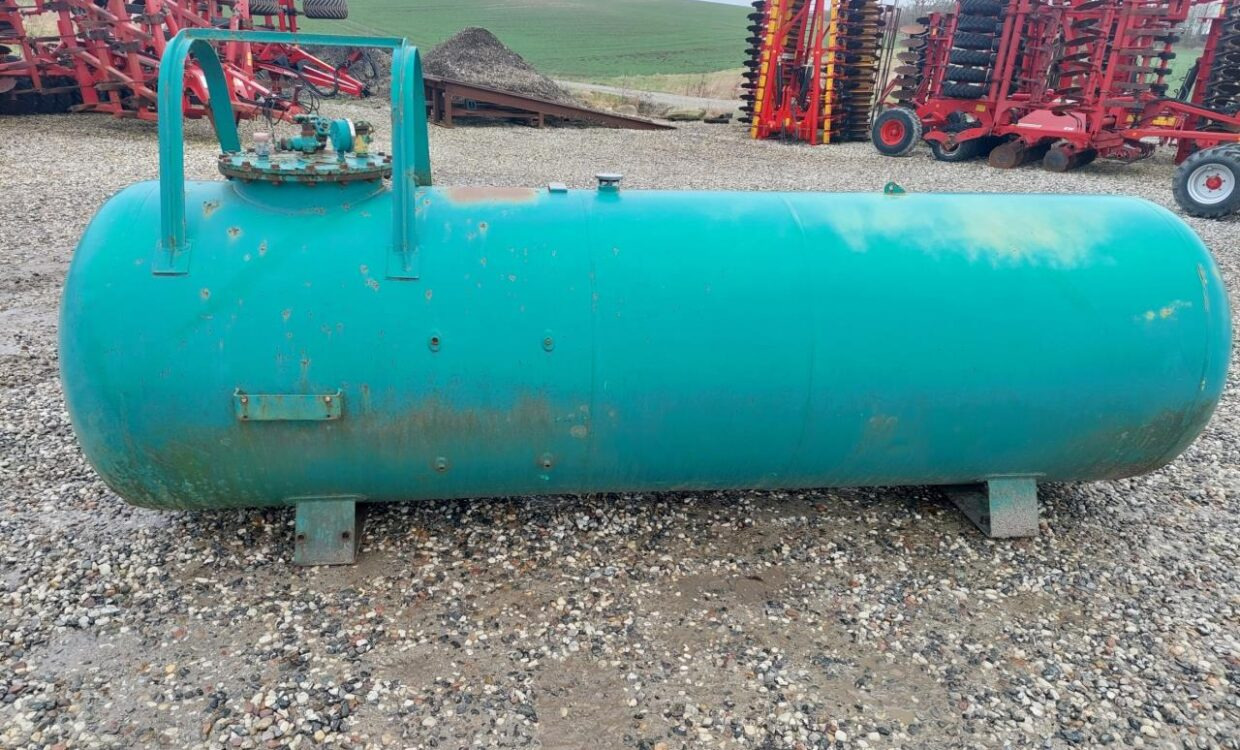 Agrodan Ammoniaktank 2500 kg - Tręšimo technika, Sandėliavimo talpykla: foto 2 Agrodan Ammoniaktank 2500 kg - Tręšimo technika, Sandėliavimo talpykla: foto 2