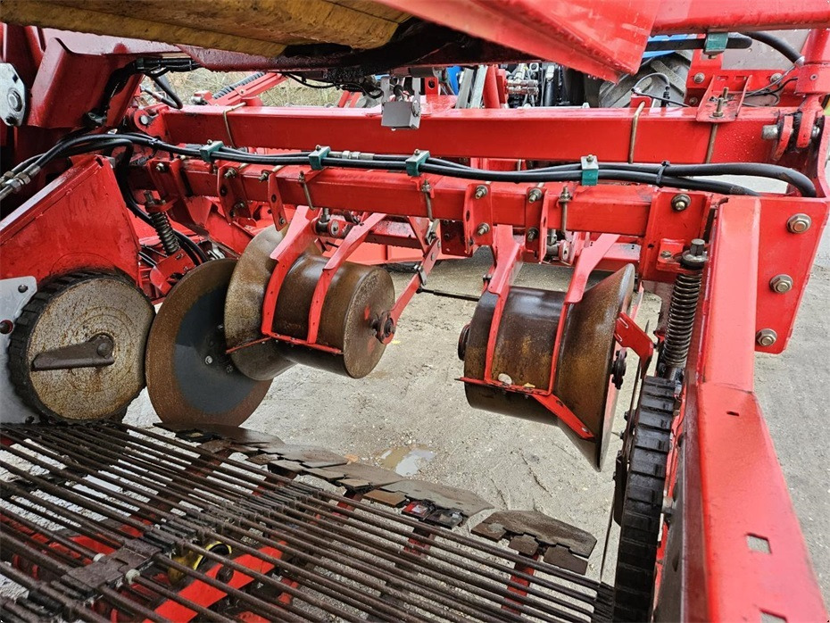 Bulvių kombainas Grimme
EVO 290 AirSep: foto 9
