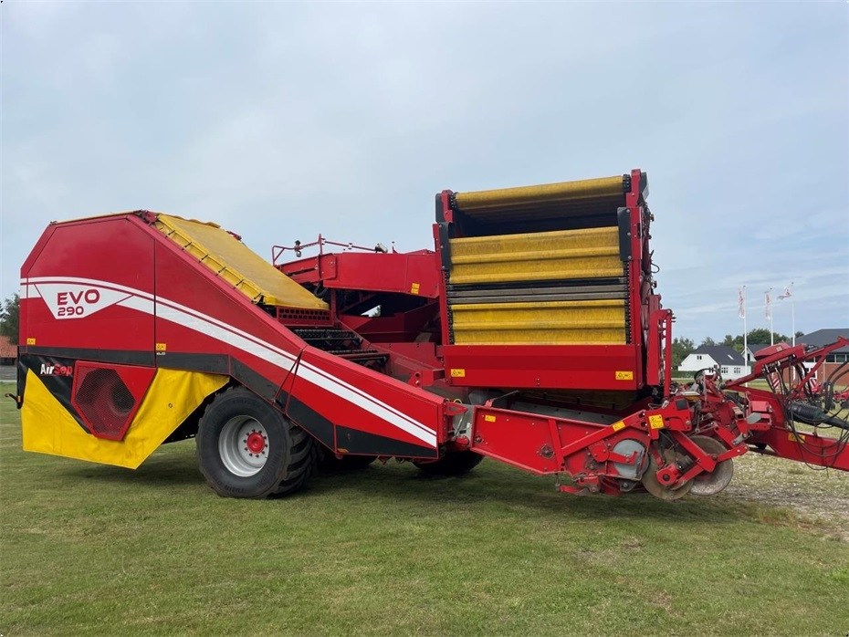 Grimme
EVO 290 AirSep - Bulvių kombainas: foto 2 Grimme
EVO 290 AirSep - Bulvių kombainas: foto 2