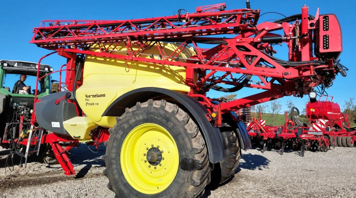Kverneland Ixtrack C50 - 30 m - Prikabinamas purkštuvas: foto 3 Kverneland Ixtrack C50 - 30 m - Prikabinamas purkštuvas: foto 3