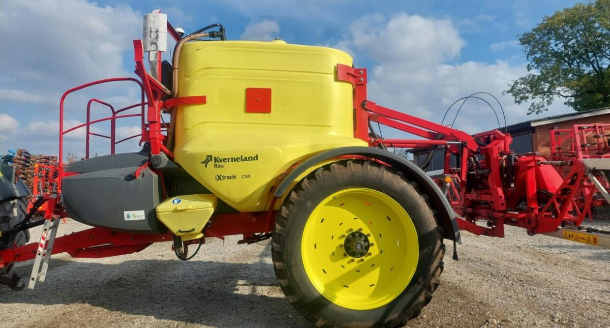 Kverneland Ixtrack C60 - 28m Alubom - Prikabinamas purkštuvas: foto 5 Kverneland Ixtrack C60 - 28m Alubom - Prikabinamas purkštuvas: foto 5