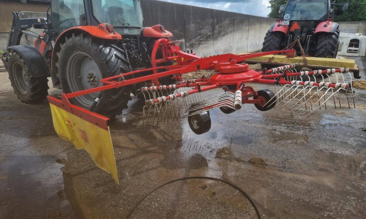 SIP SIP 350 T rive - Šieno grėblys/ Vartytuvas: foto 1 SIP SIP 350 T rive - Šieno grėblys/ Vartytuvas: foto 1