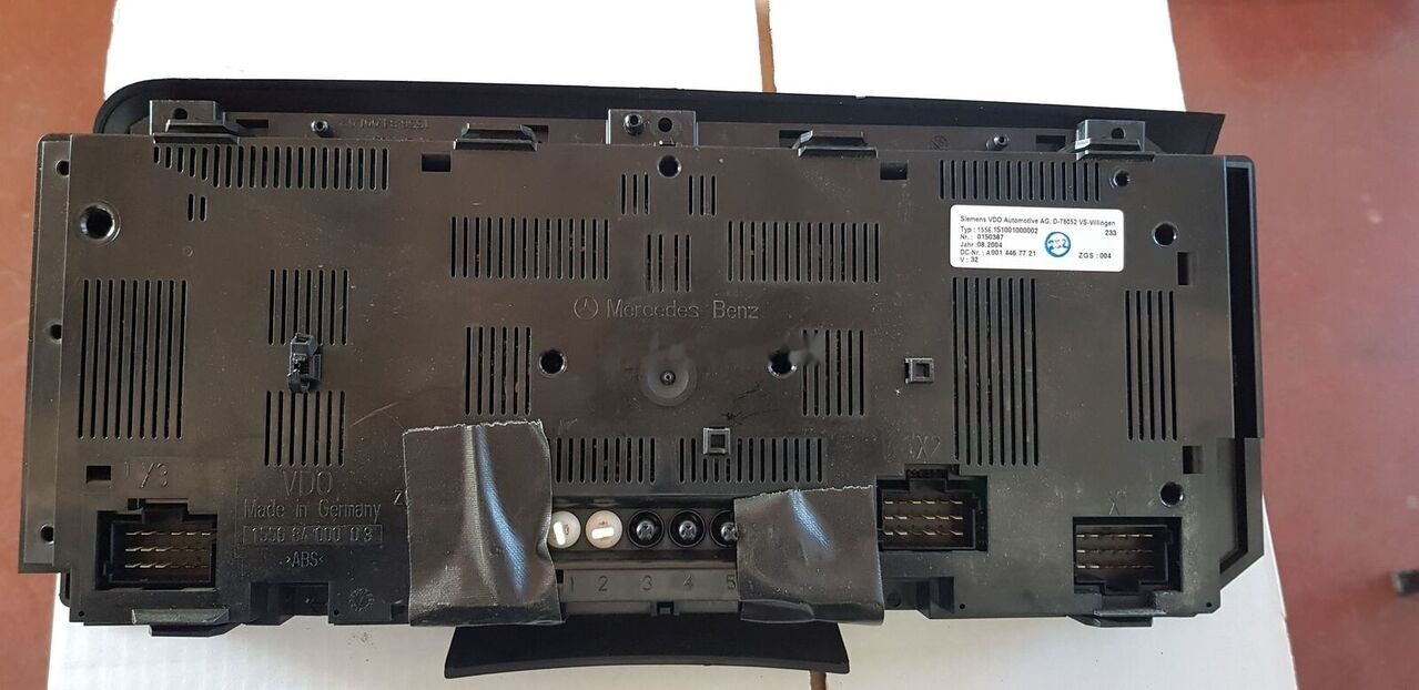 Mercedes-Benz INSTRUMENT PANEL A0014467721 Mercedes-Benz ATEGO - Prietaisų skydas - Sunkvežimis: foto 2 Mercedes-Benz INSTRUMENT PANEL A0014467721 Mercedes-Benz ATEGO - Prietaisų skydas - Sunkvežimis: foto 2