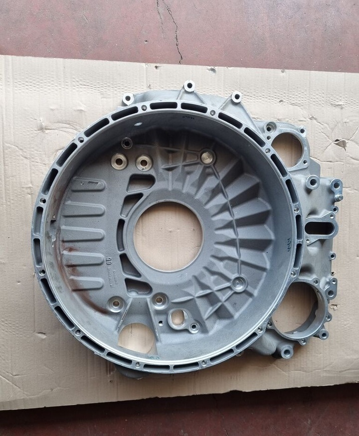 Mercedes-Benz TRANSMISSION HOUSING Mercedes-Benz ACTROS MP4 EURO 6 - Pavarų dėžė - Sunkvežimis: foto 3 Mercedes-Benz TRANSMISSION HOUSING Mercedes-Benz ACTROS MP4 EURO 6 - Pavarų dėžė - Sunkvežimis: foto 3