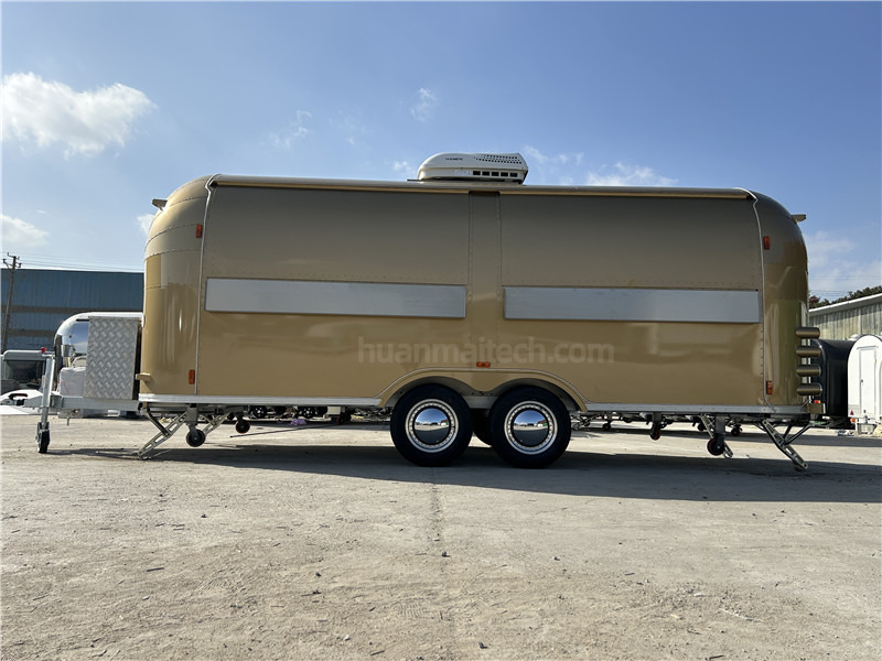 Food Truck Burger Food Truck, Salad Sandwich Food Trailer - Prekybinė priekaba: foto 2 Food Truck Burger Food Truck, Salad Sandwich Food Trailer - Prekybinė priekaba: foto 2