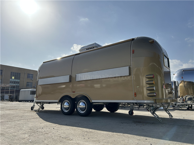 Food Truck Burger Food Truck, Salad Sandwich Food Trailer - Prekybinė priekaba: foto 3 Food Truck Burger Food Truck, Salad Sandwich Food Trailer - Prekybinė priekaba: foto 3