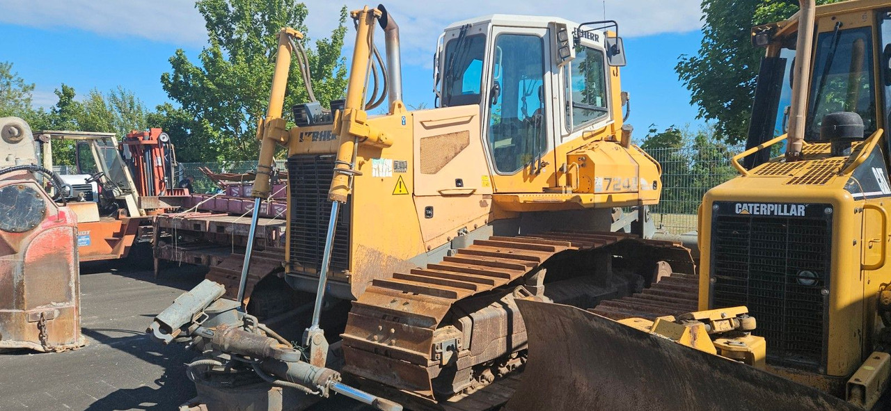 Liebherr PR 724 LGP mit Ripper, Moorlaufwerk - Buldozeris: foto 1 Liebherr PR 724 LGP mit Ripper, Moorlaufwerk - Buldozeris: foto 1