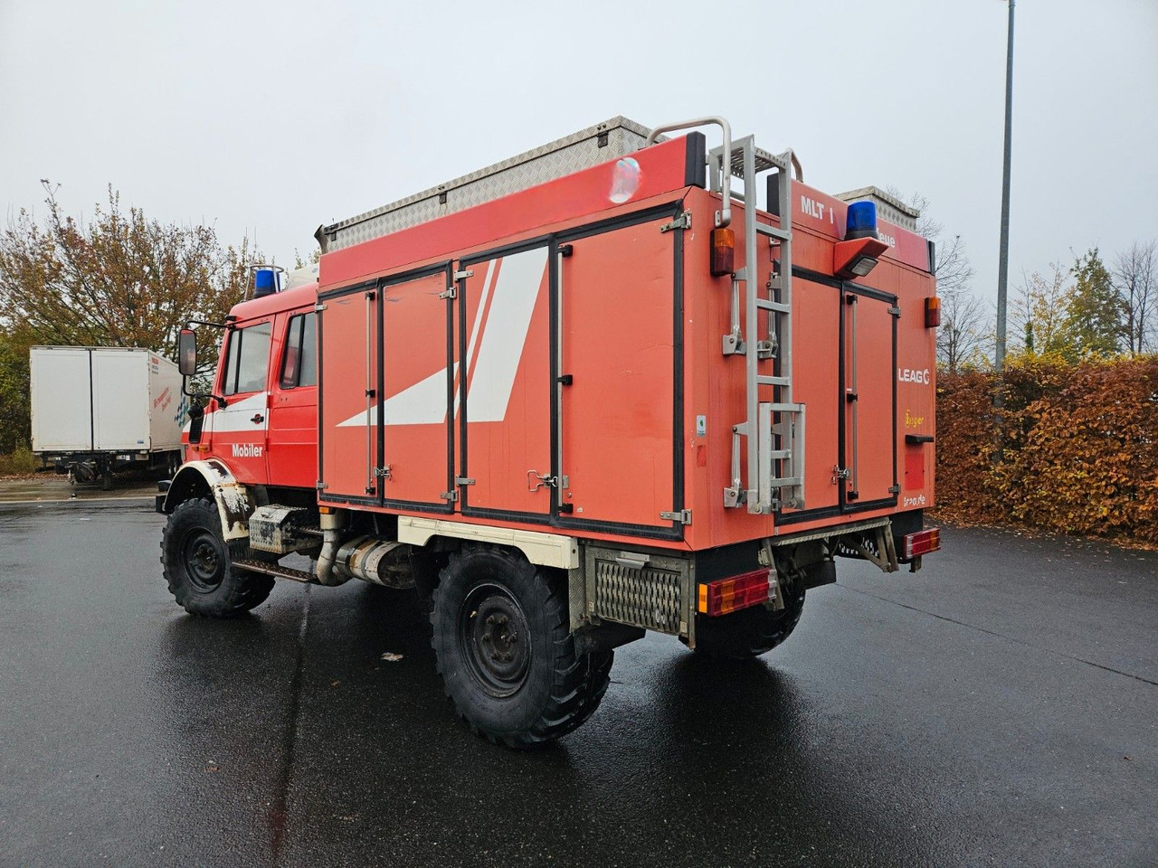 Unimog U4000 4x4 DOKA Tanklöschfahrzeug Feuerwehr - Autocisterna: foto 3 Unimog U4000 4x4 DOKA Tanklöschfahrzeug Feuerwehr - Autocisterna: foto 3