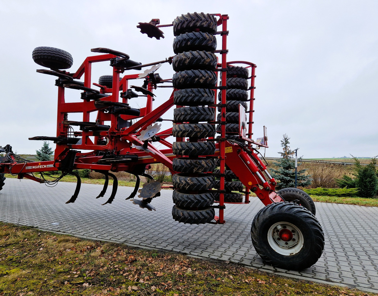 HORSCH Terrano 6 FX - Žemės dirbimo technika: foto 3 HORSCH Terrano 6 FX - Žemės dirbimo technika: foto 3