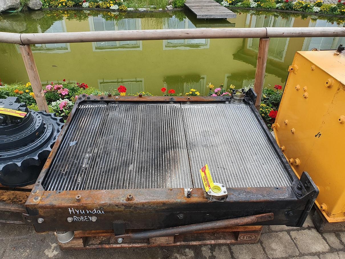 Hyundai Robex 220 LC 9A - Aušinimo sistema - Statybinė technika: foto 3 Hyundai Robex 220 LC 9A - Aušinimo sistema - Statybinė technika: foto 3