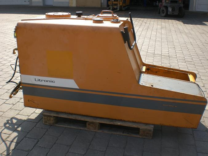 Liebherr 912 LC-Lit. - Hidraulinis bakas - Statybinė technika: foto 3 Liebherr 912 LC-Lit. - Hidraulinis bakas - Statybinė technika: foto 3