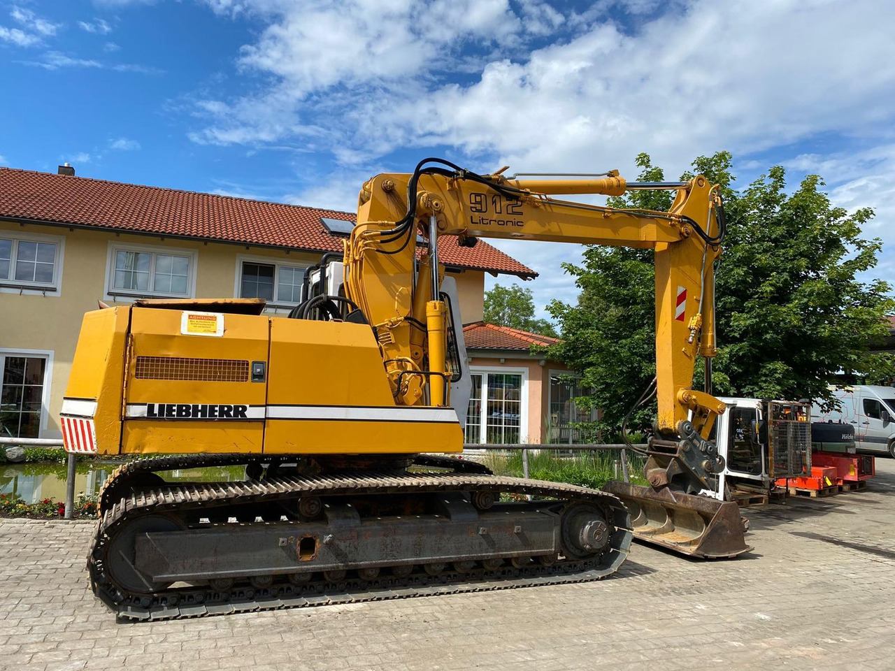 Liebherr R 912 LIT - Vikšrinis ekskavatorius: foto 1 Liebherr R 912 LIT - Vikšrinis ekskavatorius: foto 1
