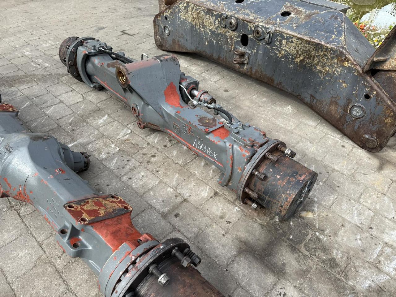 Liebherr ZF AP L B 765 aus LH 904 LIT - Ašis ir dalys - Statybinė technika: foto 5 Liebherr ZF AP L B 765 aus LH 904 LIT - Ašis ir dalys - Statybinė technika: foto 5