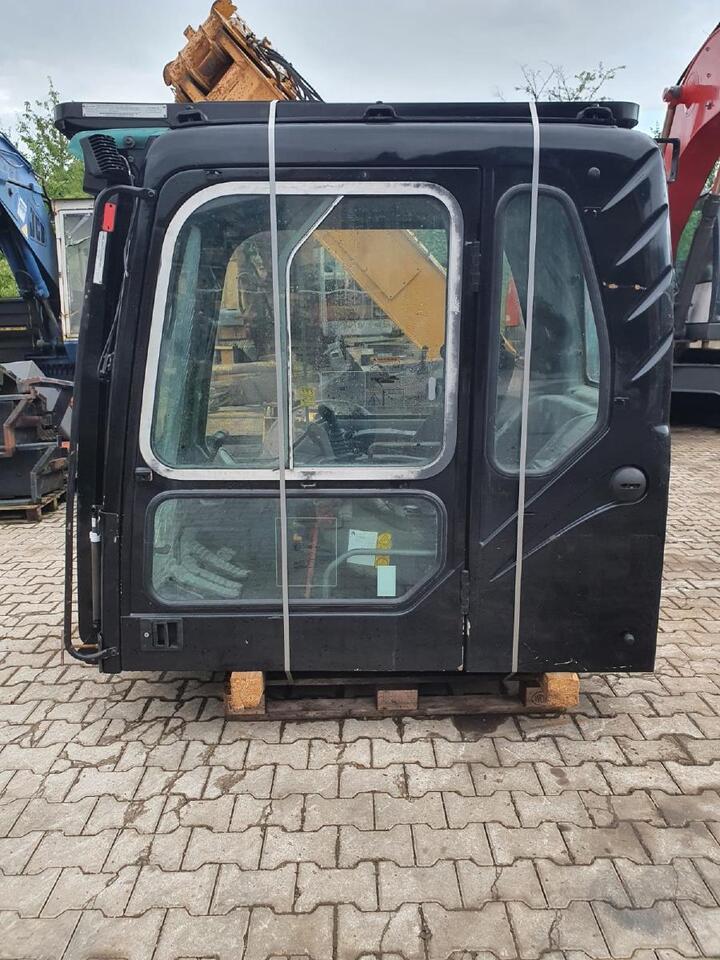 Volvo EC 240 BNLC - Kabina - Statybinė technika: foto 2 Volvo EC 240 BNLC - Kabina - Statybinė technika: foto 2
