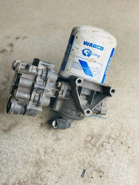 Knorr-Bremse EL9002 IVECO - Oro įsiurbimo sistema - Sunkvežimis: foto 2 Knorr-Bremse EL9002 IVECO - Oro įsiurbimo sistema - Sunkvežimis: foto 2