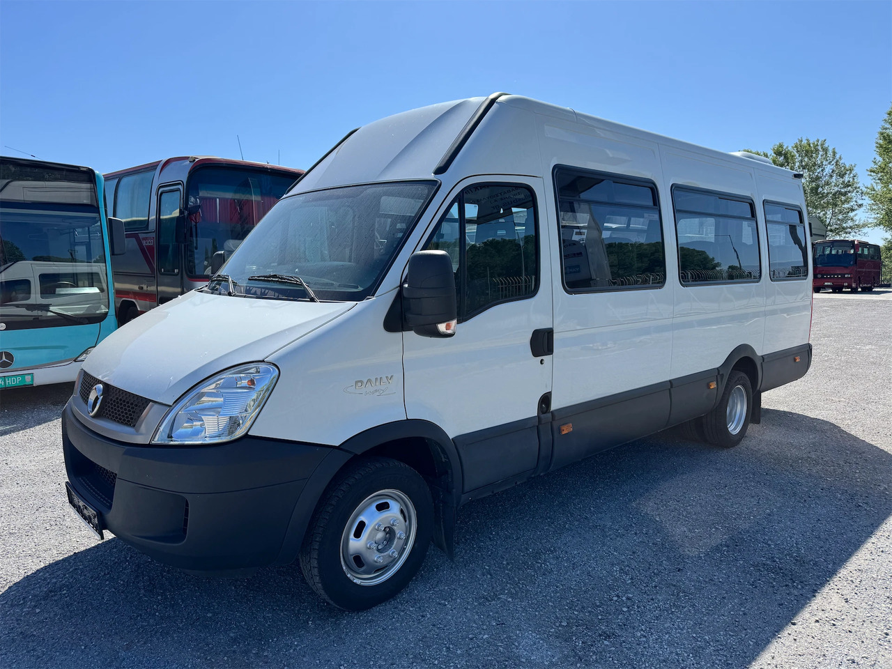 IVECO DAILY WAY - Turistinis autobusas: foto 3 IVECO DAILY WAY - Turistinis autobusas: foto 3