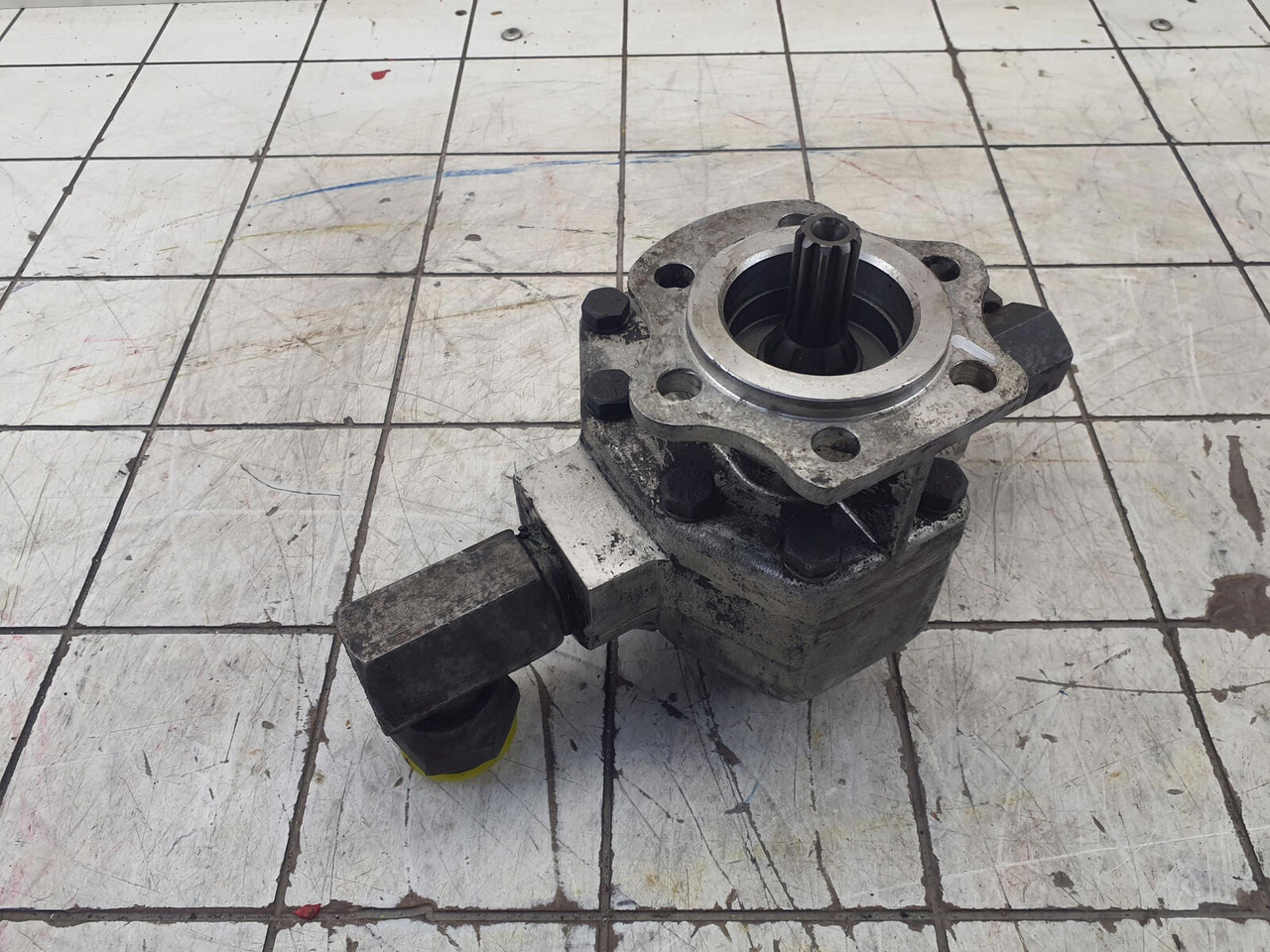 Clark Dana gear Pump 450230 - Hidraulinis siurblys - Autokranas: foto 4 Clark Dana gear Pump 450230 - Hidraulinis siurblys - Autokranas: foto 4