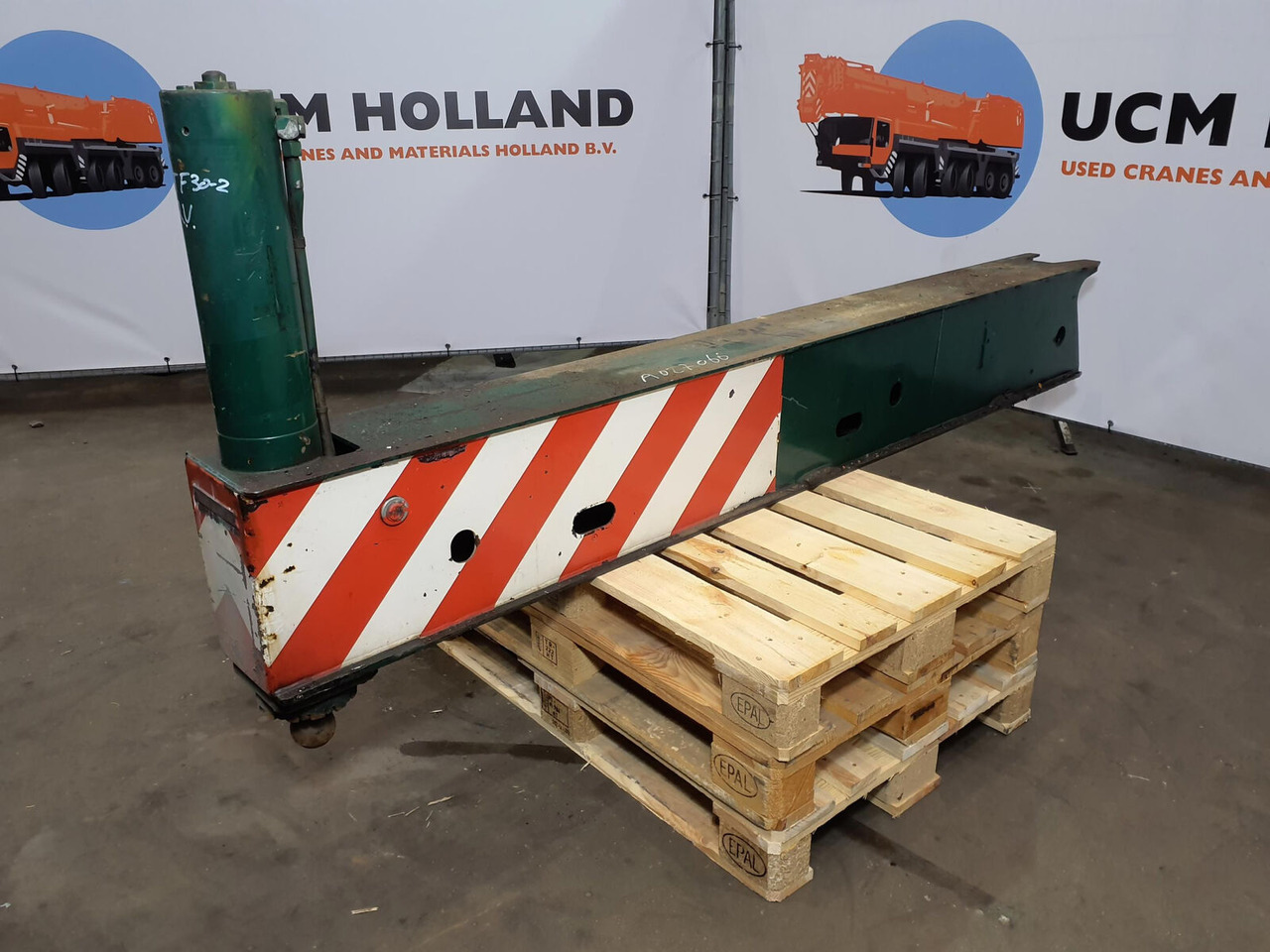 FAUN ATF 30-2 outrigger beam front complete - Pakaba - Autokranas: foto 2 FAUN ATF 30-2 outrigger beam front complete - Pakaba - Autokranas: foto 2