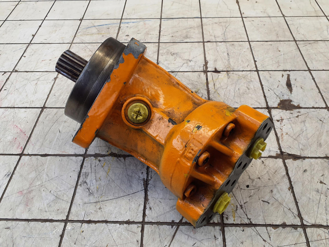 FAUN ATF 60-3 hydraulic winch engine - Hidraulinis siurblys - Autokranas: foto 2 FAUN ATF 60-3 hydraulic winch engine - Hidraulinis siurblys - Autokranas: foto 2