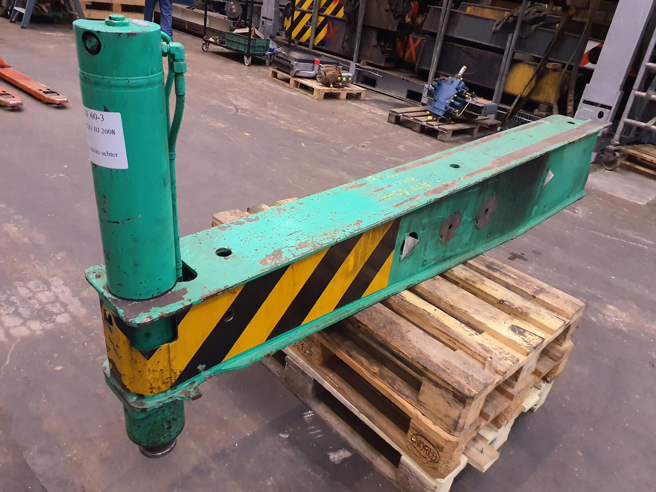 FAUN ATF 60-3 rear outrigger beam - Pakaba - Autokranas: foto 2 FAUN ATF 60-3 rear outrigger beam - Pakaba - Autokranas: foto 2