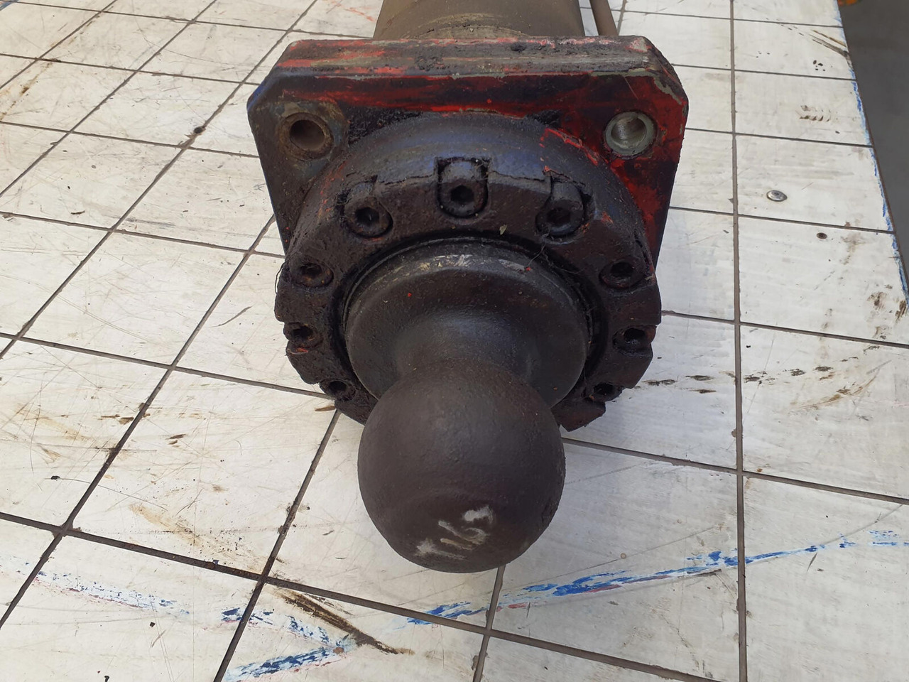 FAUN RTF 45 outrigger support cylinder - Hidraulinis cilindras - Autokranas: foto 5 FAUN RTF 45 outrigger support cylinder - Hidraulinis cilindras - Autokranas: foto 5