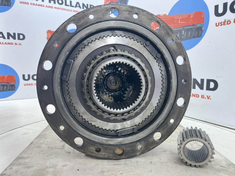 Grove AT 633 planetary gear 22-25-74-38-4pl-H135-46 - Pakaba - Kranas: foto 5 Grove AT 633 planetary gear 22-25-74-38-4pl-H135-46 - Pakaba - Kranas: foto 5