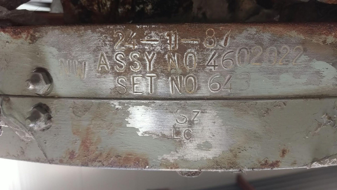 Grove AT 633 slew ring - Pasukimo žiedas - Autokranas: foto 2 Grove AT 633 slew ring - Pasukimo žiedas - Autokranas: foto 2