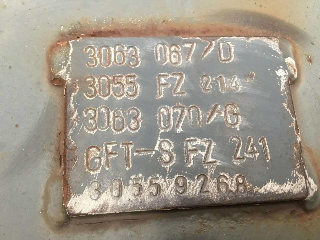 Grove GMK 3055 double folding Jib - Strėlė - Autokranas: foto 5 Grove GMK 3055 double folding Jib - Strėlė - Autokranas: foto 5