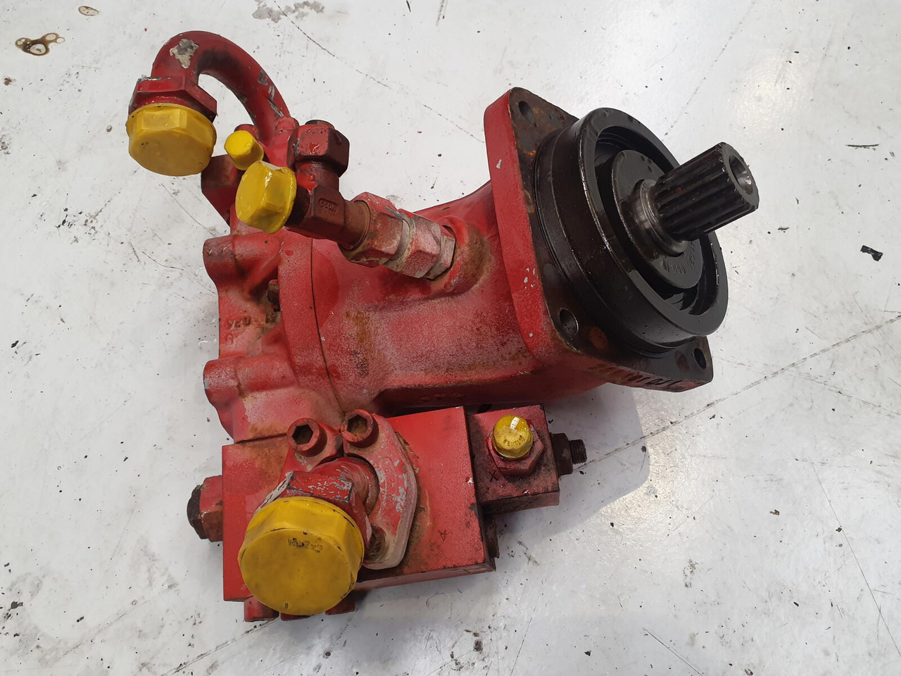 Grove GMK 5100 main hoist - Hidraulinis variklis - Kranas: foto 3 Grove GMK 5100 main hoist - Hidraulinis variklis - Kranas: foto 3