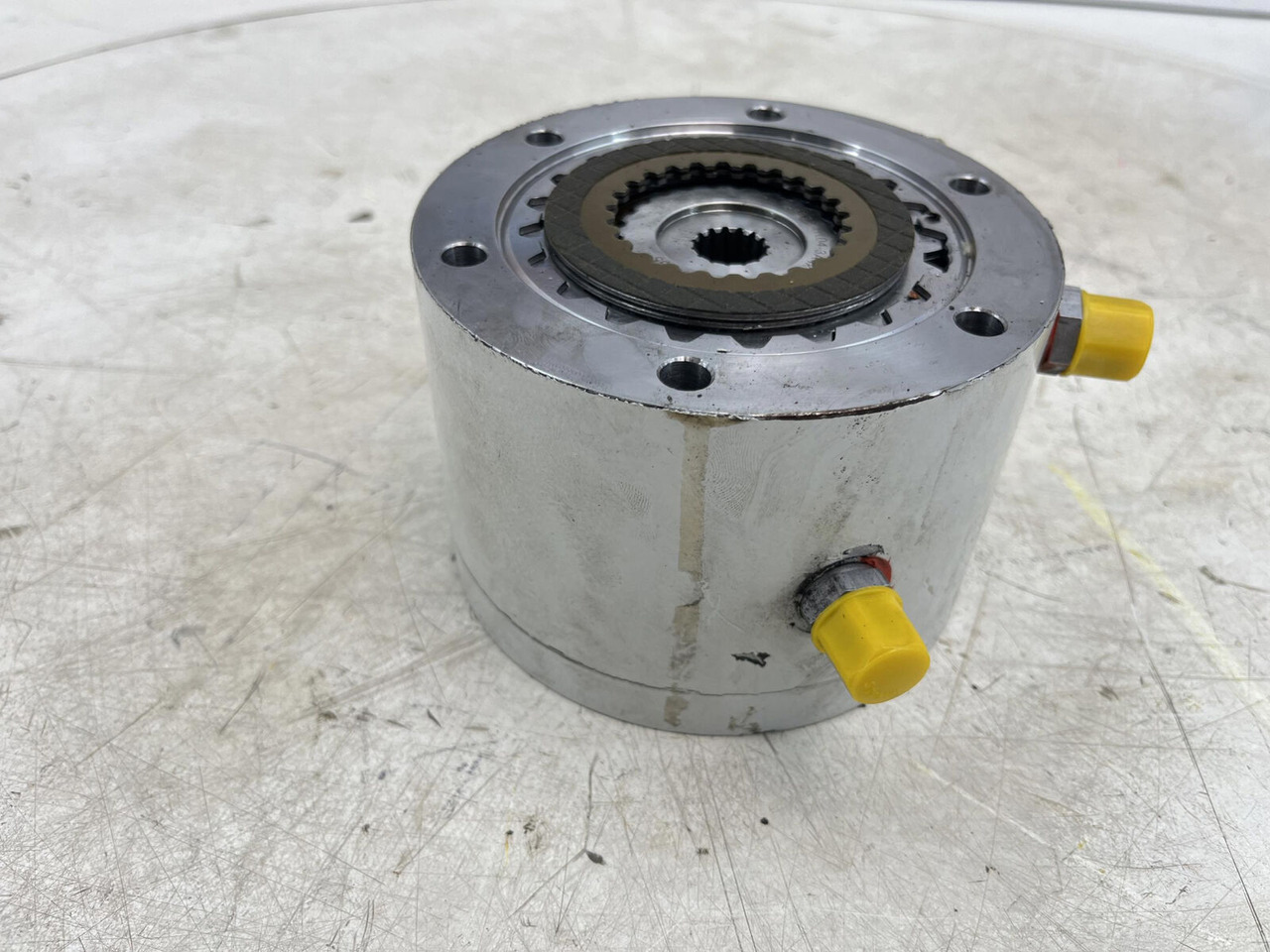 Grove GMK 5150 multiple-disk brake slewing gear - Posūkio reduktorius - Autokranas: foto 5 Grove GMK 5150 multiple-disk brake slewing gear - Posūkio reduktorius - Autokranas: foto 5